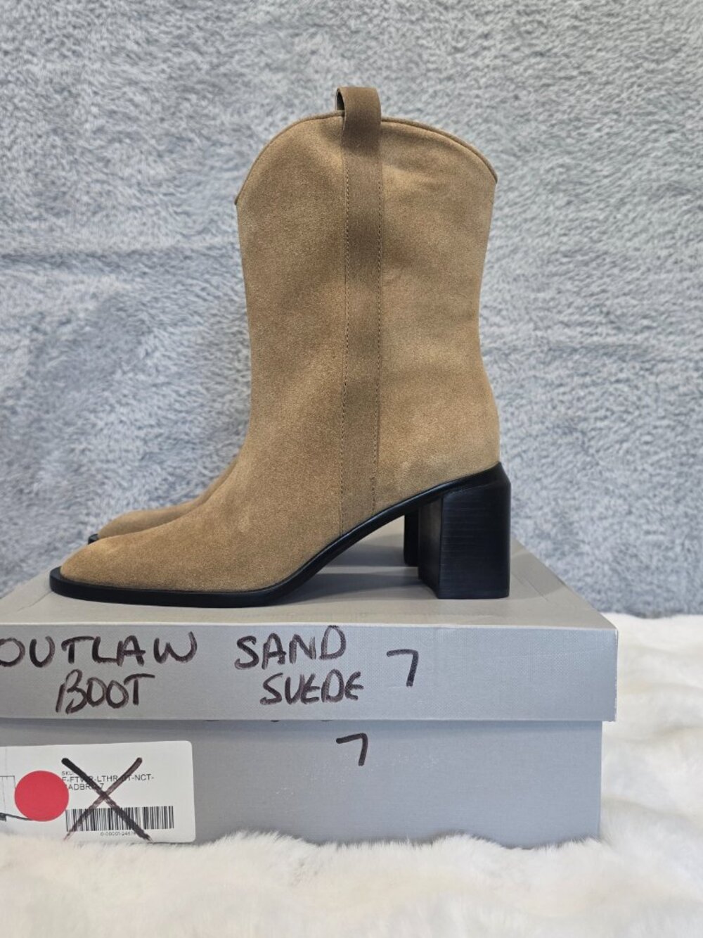 Everlane Outlaw Boot Sand Suede Women's Sizes NEW in BOX - Picture 4 of 16